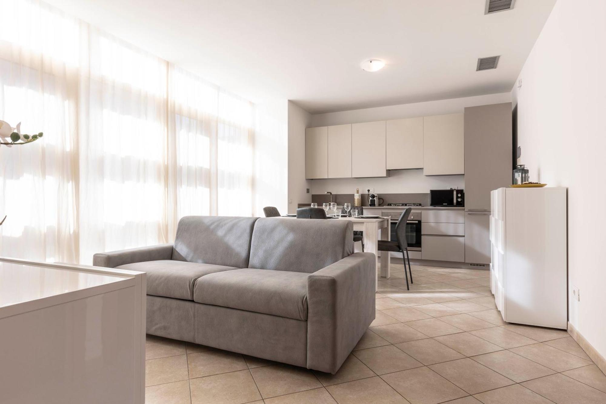 Angelico Modern Living * Florence